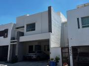 Casa en Renta Cumbres Elite 6to sector