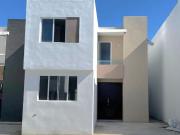 Casa en Renta de 2 niveles en Valle la Rioja, Apodaca,...