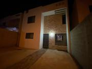 CASA EN RENTA DE 3 HABITACIONES SEMI AMUEBLADA EN EL...