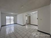 Casa en RENTA de 3 Rec en Col. Privada / Zona Guadalupe
