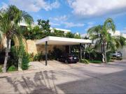 Casa en renta de 3 recámaras en la privada Punta Lomas,...