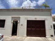 casa en renta de 4 recamaras a una cuadra de paseo de...