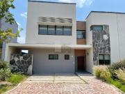 Casa en Renta de 4 recámaras en Altozano, Querétaro Casa en Renta de 4 recámaras en Altozano, Querétaro