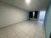 CASA EN RENTA DE UNA PLANTA, EN VIVEROS DEL VALLE,...