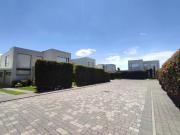 CASA EN RENTA DENTRO DE CONJUNTO EN HILACRIL TUMBACO