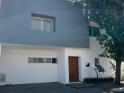 CASA EN RENTA DENTRO DE COTO JARDIN REAL CASA EN RENTA DENTRO DE COTO JARDIN REAL