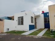 Casa en RENTA, dentro de coto, Real del Sol