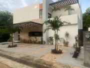 CASA EN RENTA EN ALDEA KAAN