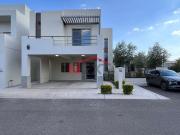 CASA EN RENTA EN ALTA FIRENZE RESIDENCIAL