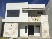 Casa en renta en Altozano el Nuevo Querétaro