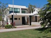 Casa en renta en Altozano, Mérida, Yucatán