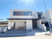 casa en renta en asturias frente a parque