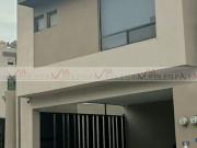 Casa en renta en Aura Residencial, García, Nuevo León