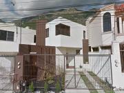 CASA EN RENTA EN AV. LA LUZ, COLONIA RESIDENCIAL LA...