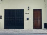 CASA EN RENTA EN BARRIO SANTIAGO, CENTRO DE MÉRIDA