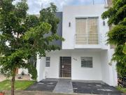 Casa En Renta En Bosque De San Gonzalo, Zapopan. Amplia...