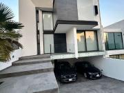 CASA EN RENTA EN BOSQUE REAL