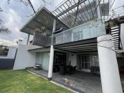 Casa en renta en Bosque Real con Loft Independiente