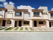 Casa en Renta en Bosques California, cerca Plaza...