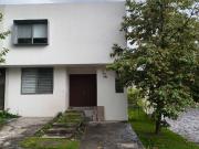 Casa en RENTA en Bosques Vallarta Dentro de Coto