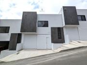 Casa en renta en Burocrata Ruiz Cortines, Tijuana, Baja...