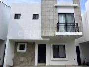 Casa en Renta en calle Sierra del Mezquite #216, Fracc....