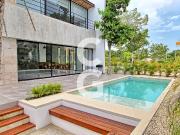 Casa en Renta en Cancún en Residencial Lagos del sol con...