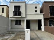 CASA EN RENTA EN CERRADAS DE SANTA ROSA APODACA