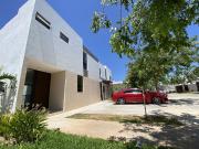 Casa en renta en Cholul, Mérida, Yucatán