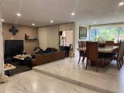 Casa en renta en Circuito Novelistas, entre zona azul y...