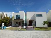 CASA EN RENTA EN CIUDAD DEL CARMEN