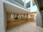 CASA EN RENTA EN COL. DEL CARMEN / 270m2