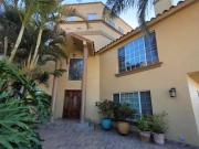 Casa en RENTA en Colinas de Aguacaliente. cuarto de... Casa en RENTA en Colinas de Aguacaliente. cuarto de...