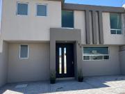 CASA EN RENTA EN COLINAS DE JURIQUILLA