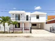 Casa en renta en Colonia Campestre — Ideal para oficinas...