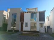 CASA EN RENTA EN CONDADO DEL VALLE