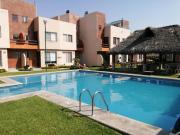 Casa en renta en condominio