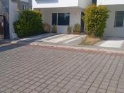 Casa en renta en condominio de 12 casas, Querétaro...