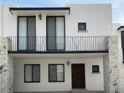 CASA EN RENTA EN CONDOMINIO EN JURIQUILLA QUERETARO