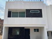 Casa en Renta en Coto ALBAZUR en Santa Anita, Tlajomulco...