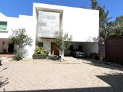 Casa en renta en Cruz del Sur y Blvd. Forjadores de 4...