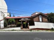CASA EN RENTA EN CUMBRES