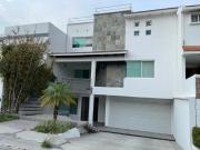 CASA EN RENTA EN CUMBRES DEL CIMATARIO, 3 REC. 4 BAÑOS,...