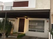 Casa en renta en Cumbres del Lago, Querétaro