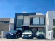 Casa en renta en Cumbres del Lago, Querétaro, Querétaro
