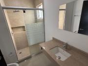 Casa en Renta en Cumbres, Sector Monte Nova. $20,000 MXN