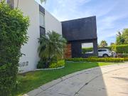 Casa en Renta en El Álamo Country Club en Celaya Gto