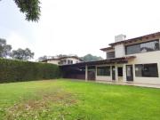 CASA EN RENTA EN EL CENTRO DE AVANDARO, VALLE DE BRAVO