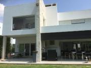 CASA EN RENTA EN EL CLUB REGENCY JURICA CERCA DE... CASA EN RENTA EN EL CLUB REGENCY JURICA CERCA DE...