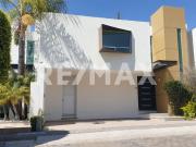 Casa en Renta en el Clúster 222, Lomas de Angelópolis,...